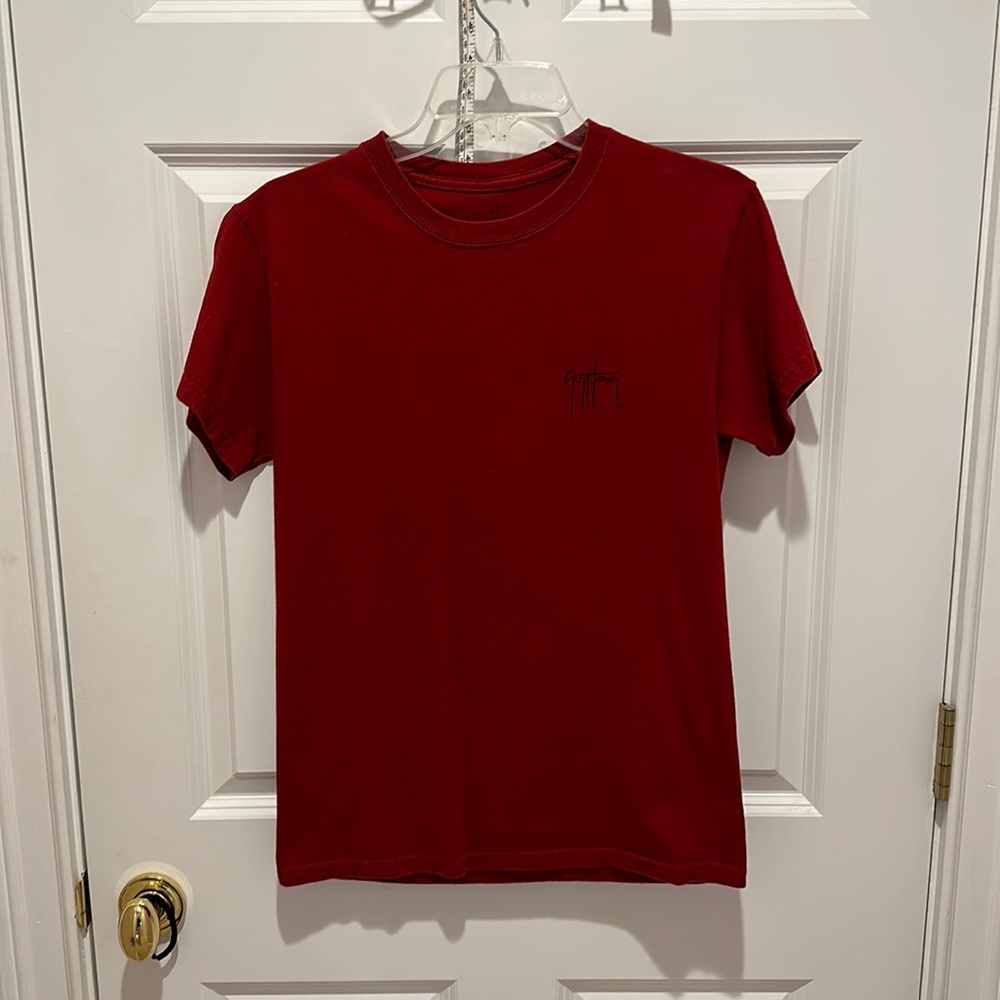 Guy Harvey South Carolina Gamecocks T shirt size small. Garnet/deep dark red